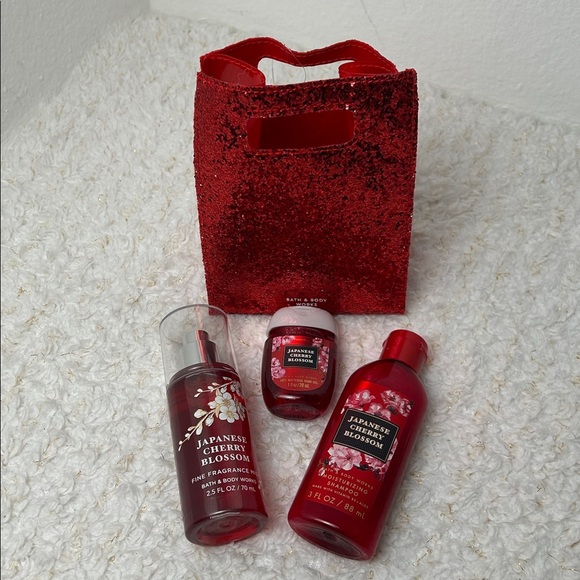 Bath and Body Work Japanese Cherry Blossom bundle 4 items - Picture 5 of 6